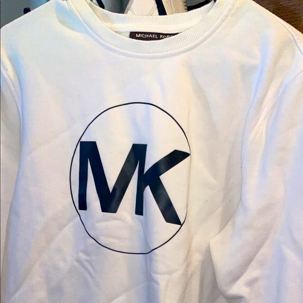 Long sleeve white Michael Kors crewneck